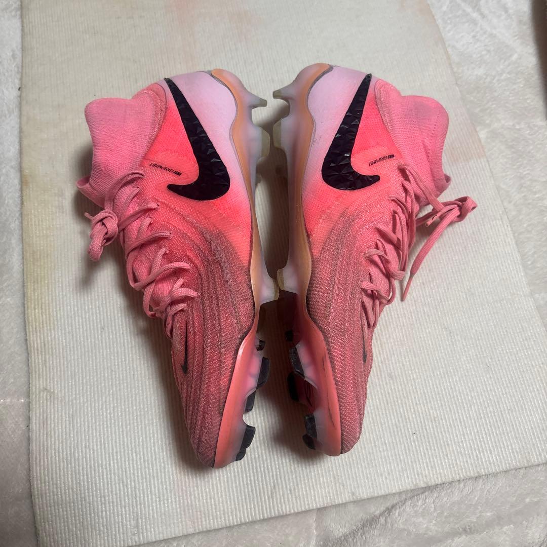 26.5 ナイキ　サッカースパイク ファントムルナ　ファントム　fg