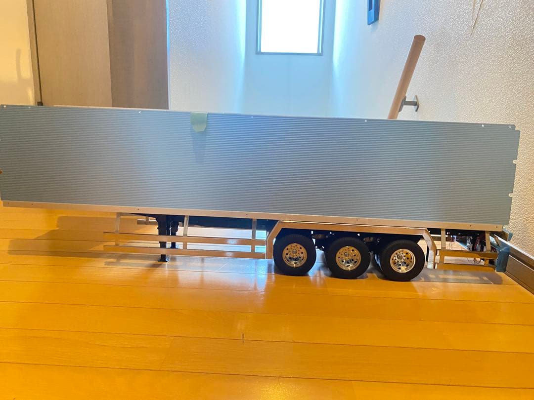 タミヤ1/14トレーラー 3軸リーファー用 角２段サイドバンパーフェンダーセット