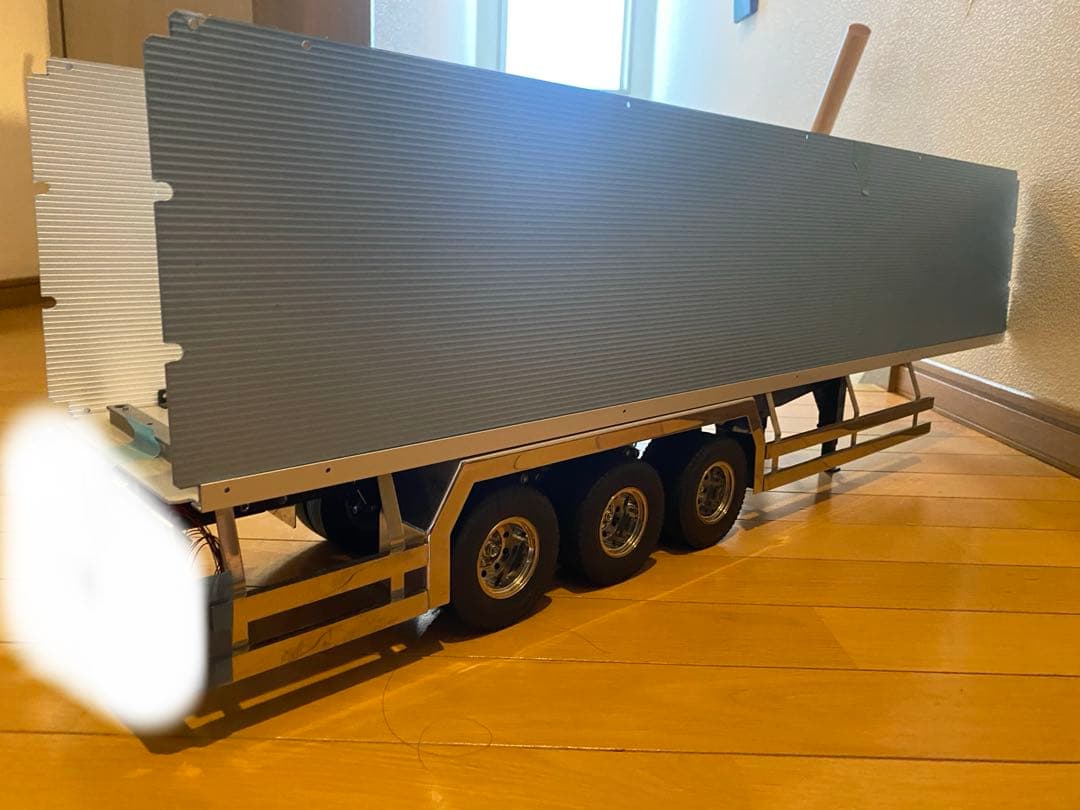 タミヤ1/14トレーラー 3軸リーファー用 角２段サイドバンパーフェンダーセット