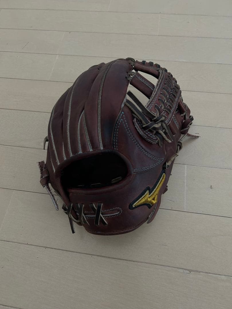 ミズノプロ 硬式 内野手用グローブ 12月31日24時まで年末限定値下げ