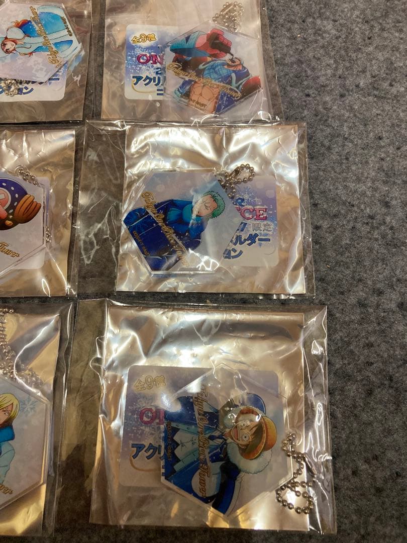 ウィンターワンピース　アクリルキーホルダー　コレクション