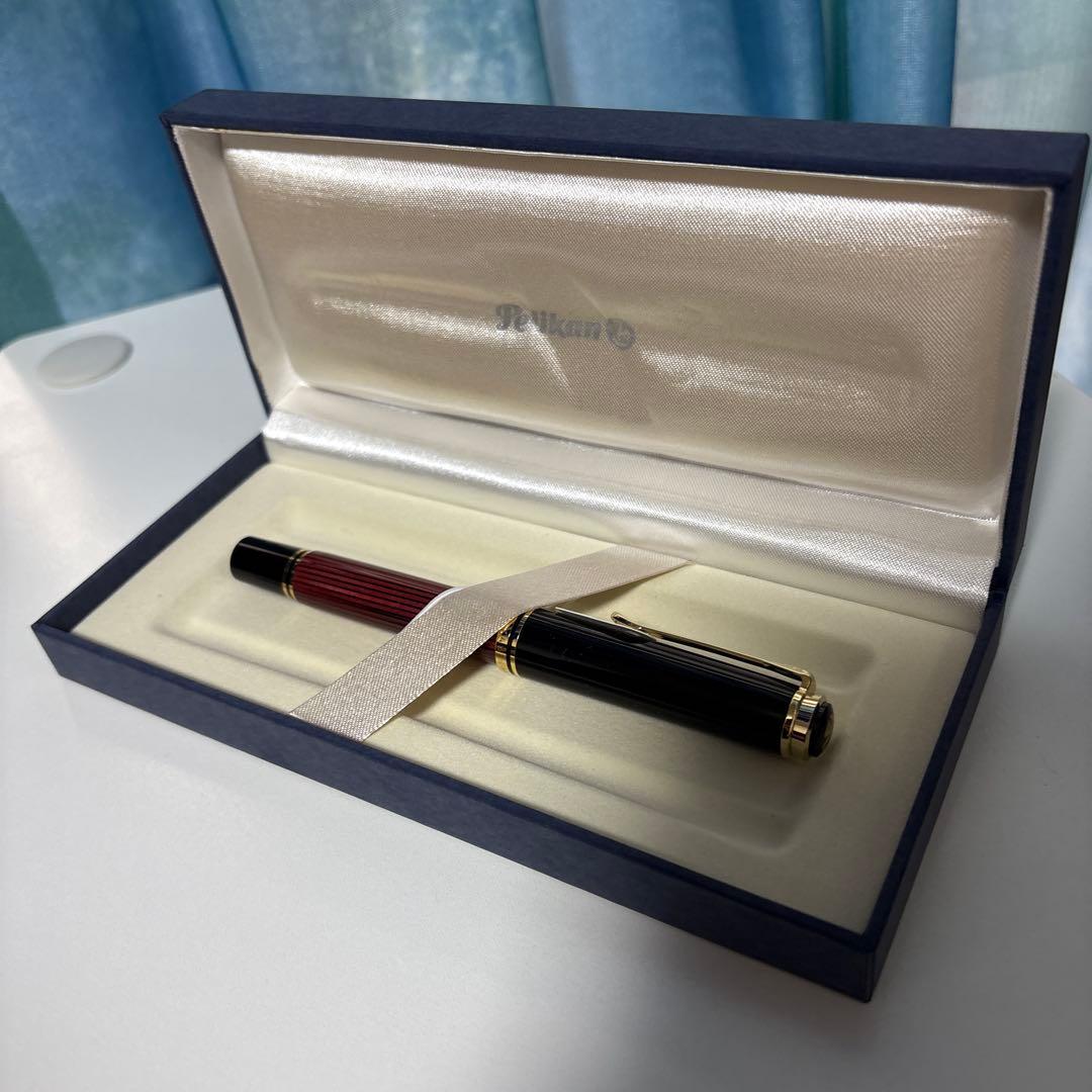 万年筆　Pelikan M800 18c-750 B