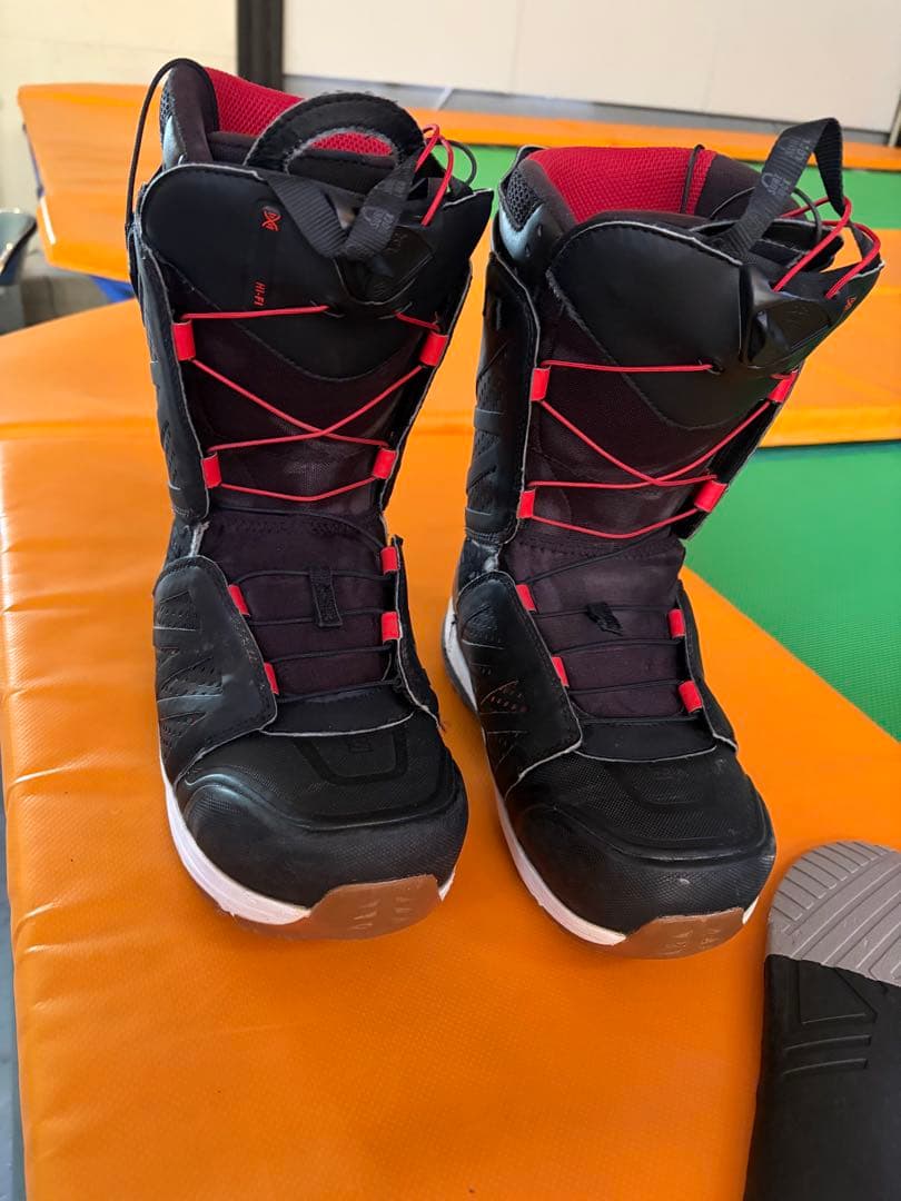 SALOMON ハイパフォーマンスブーツ　Hi-Fi WIDE（26-26.5）