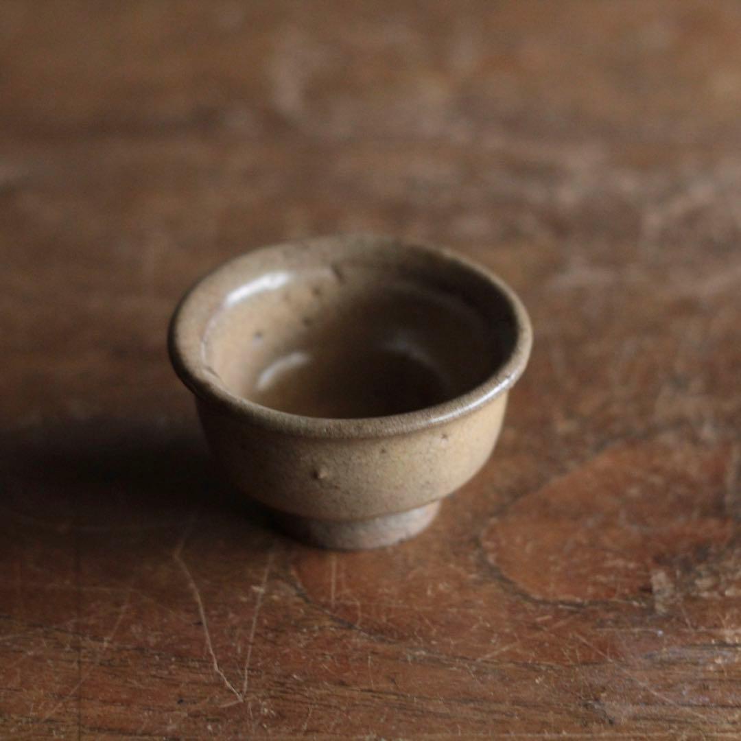 味のよい 灰釉 盃 ぐい呑み 酒器 古美術 古道具 アンティーク
