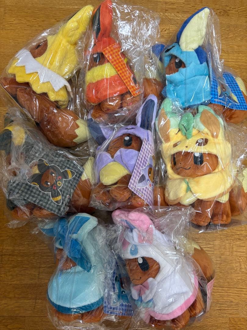 ポケモン イーブイ ぬいぐるみ ポンチョ タグ付 美品 ブラッキー ニンフィア