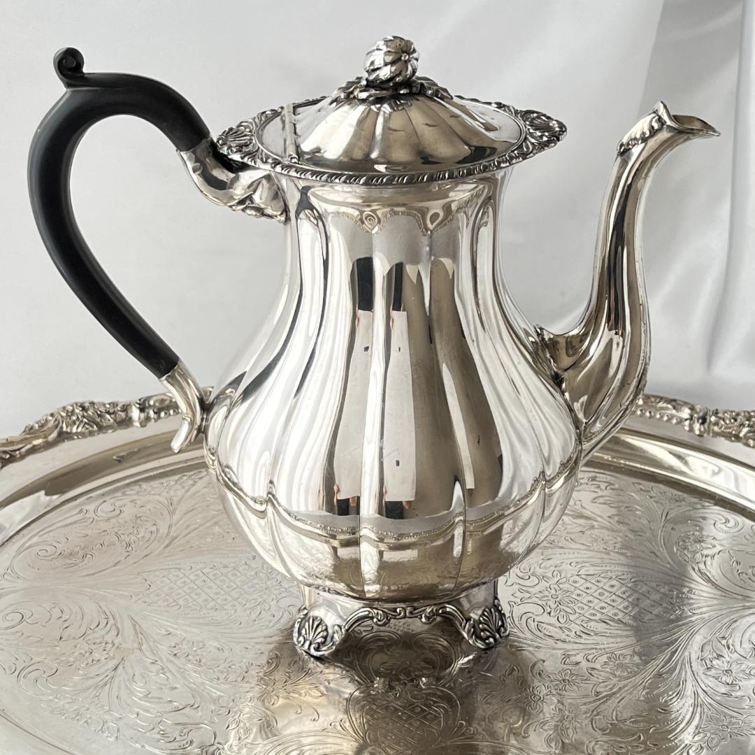【Old English】メロンフォルムのコーヒーポット【シルバープレート】