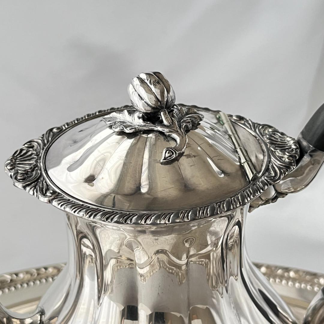 【Old English】メロンフォルムのコーヒーポット【シルバープレート】