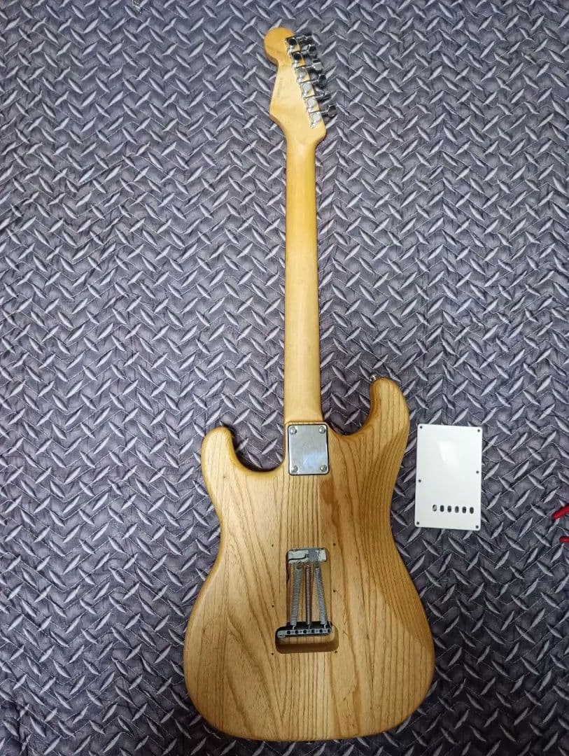 BACCHUS　UNIVERSE　エレキギター　バッカス　ユニバース