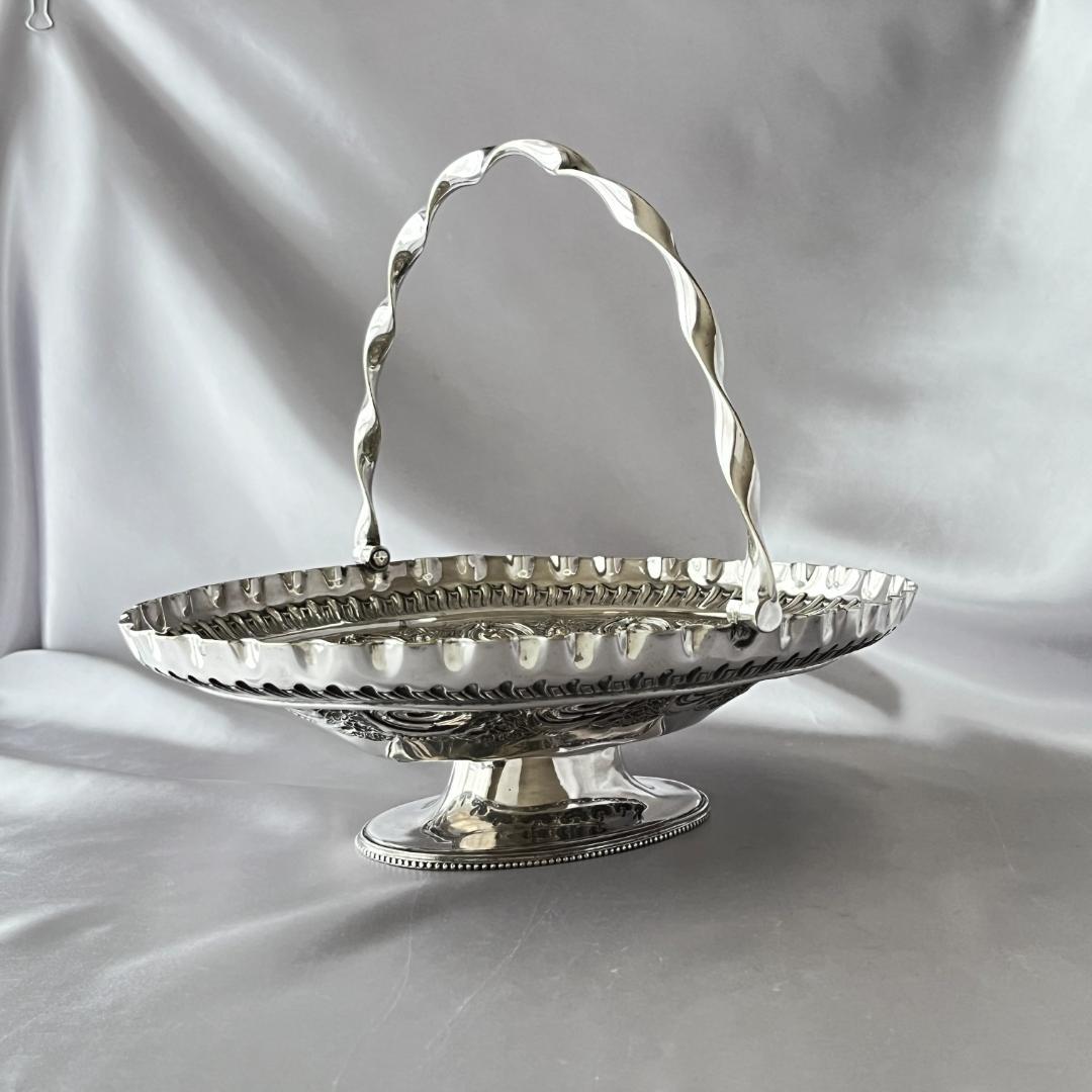 【Pinder Brothers】 エンボスのフルーツスタンド