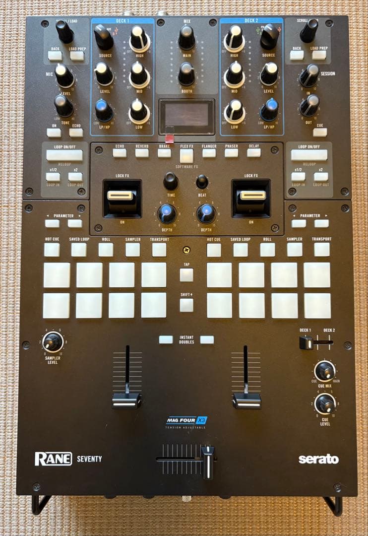 RANE SEVENTY DJミキサー（Decksaver付）