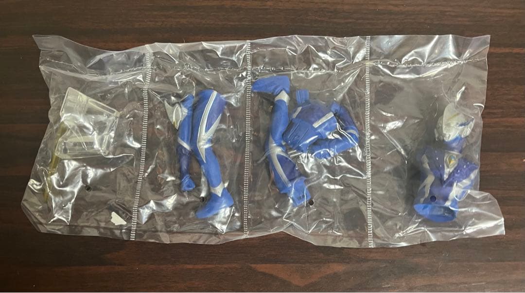 アルティメットソリッドウルトラマン4 全7種 フィギュア 未開封