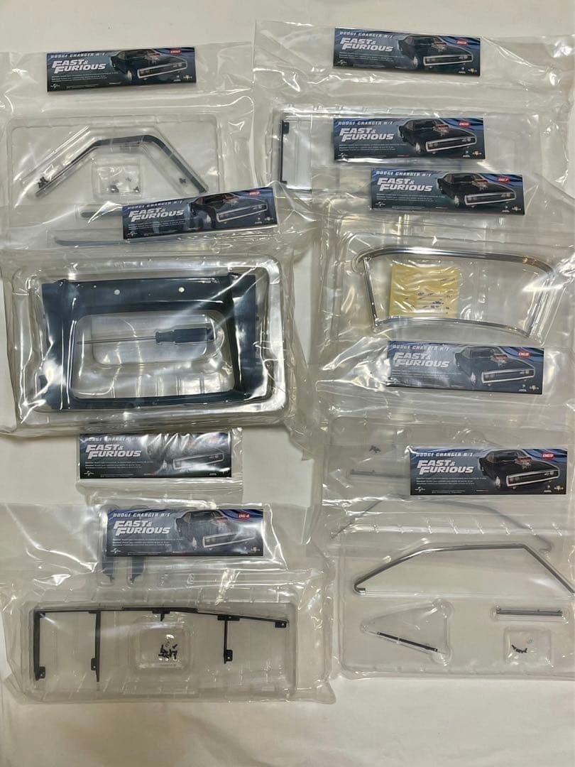 デアゴスティーニ新品⭐️ワイルドスピード1/8ダッジチャージャー