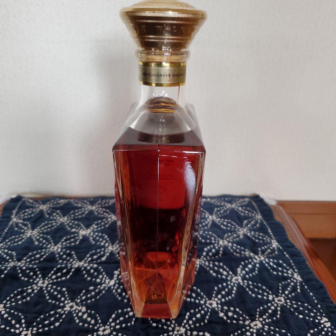 11/24まで　ジョニーウォーカーXR21年　ウイスキー　未開封品