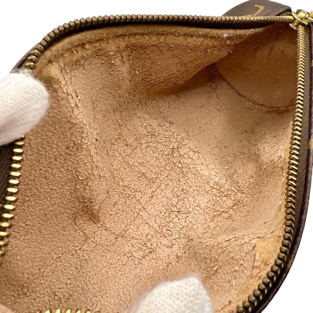 Louis Vuitton トゥルース ロンド モノグラム ペンケース 8026