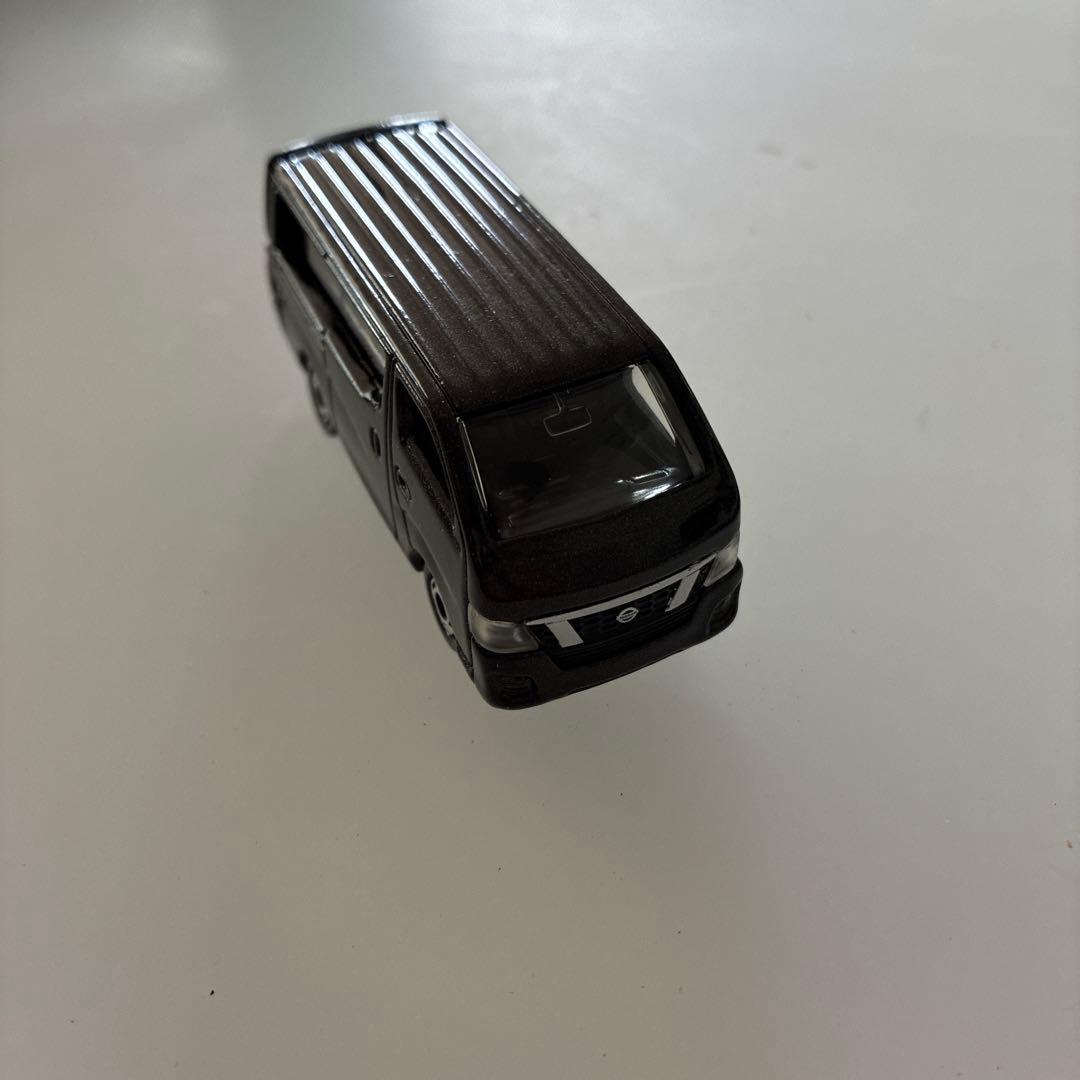 トミカ NISSAN NV350 CARAVAN 10個セット