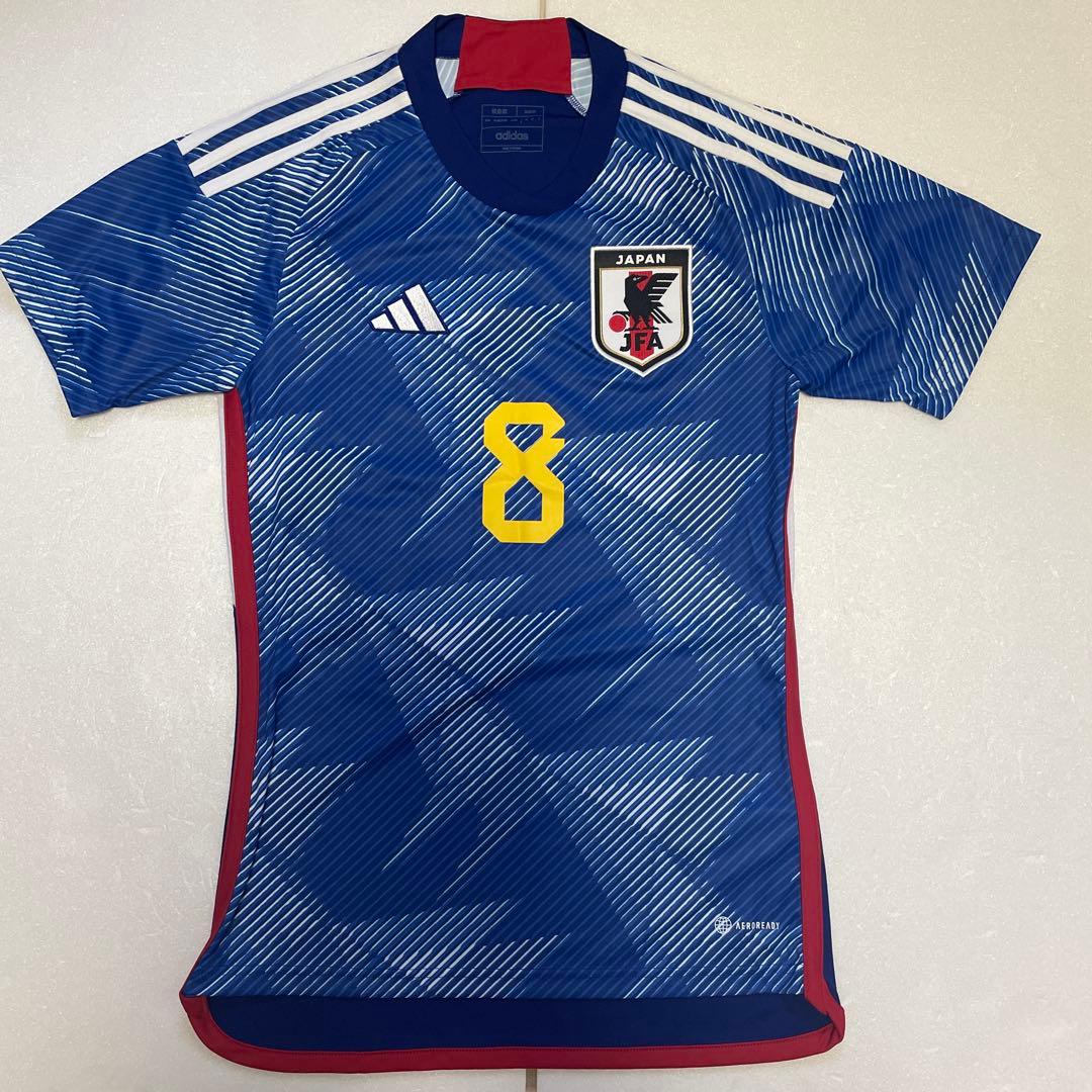 日本代表サッカーユニフォーム　堂安