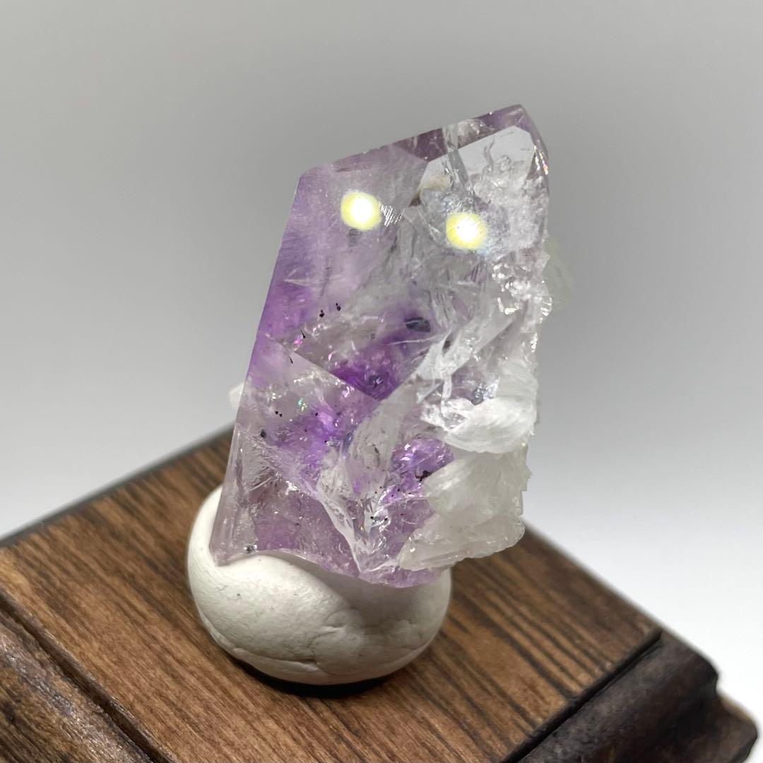 ナミビア ゴボボセブ山 アメシスト/プレナイト 鉱物標本