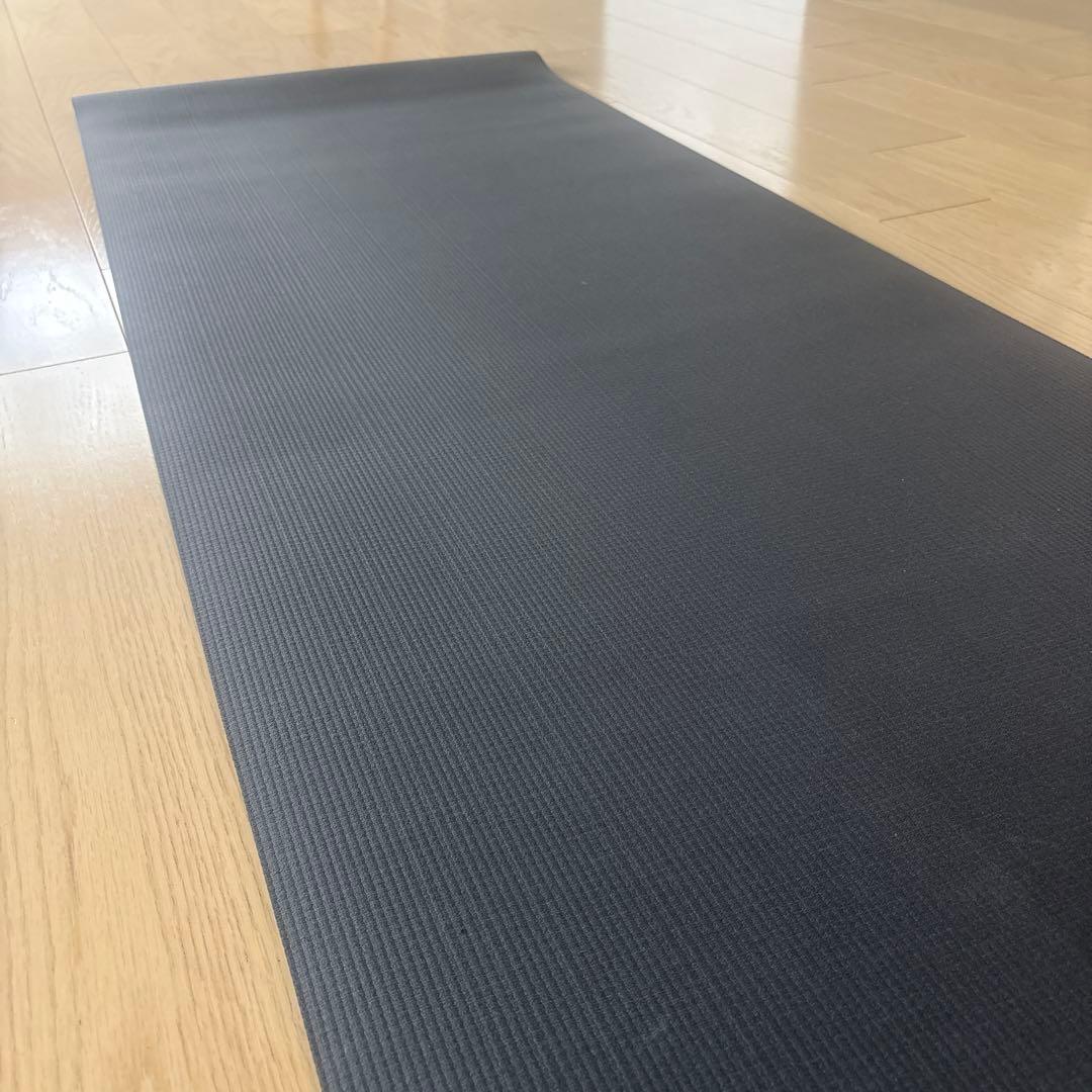 マンドゥカ　プロ　PRO プロ ヨガマット (6mm）ブラックマット ②