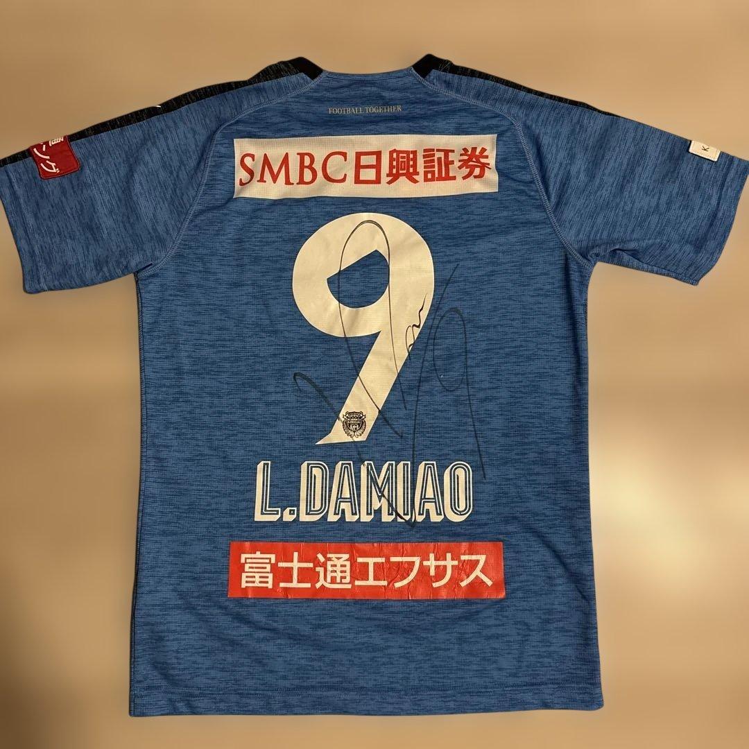 川崎フロンターレ　ユニフォーム　2019年 レアンドロダミアン　9 サイン入り