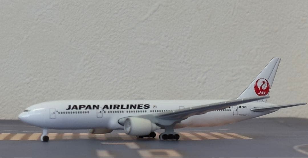 JALUX　JAL　日本航空 B777-200 1/600 ディスプレイモデル