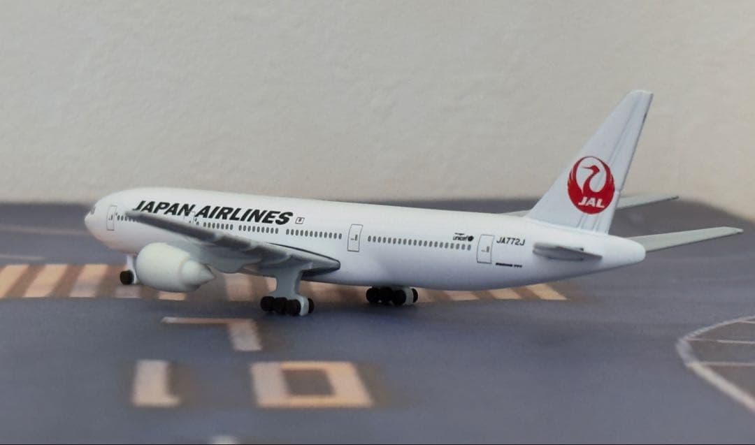 JALUX　JAL　日本航空 B777-200 1/600 ディスプレイモデル