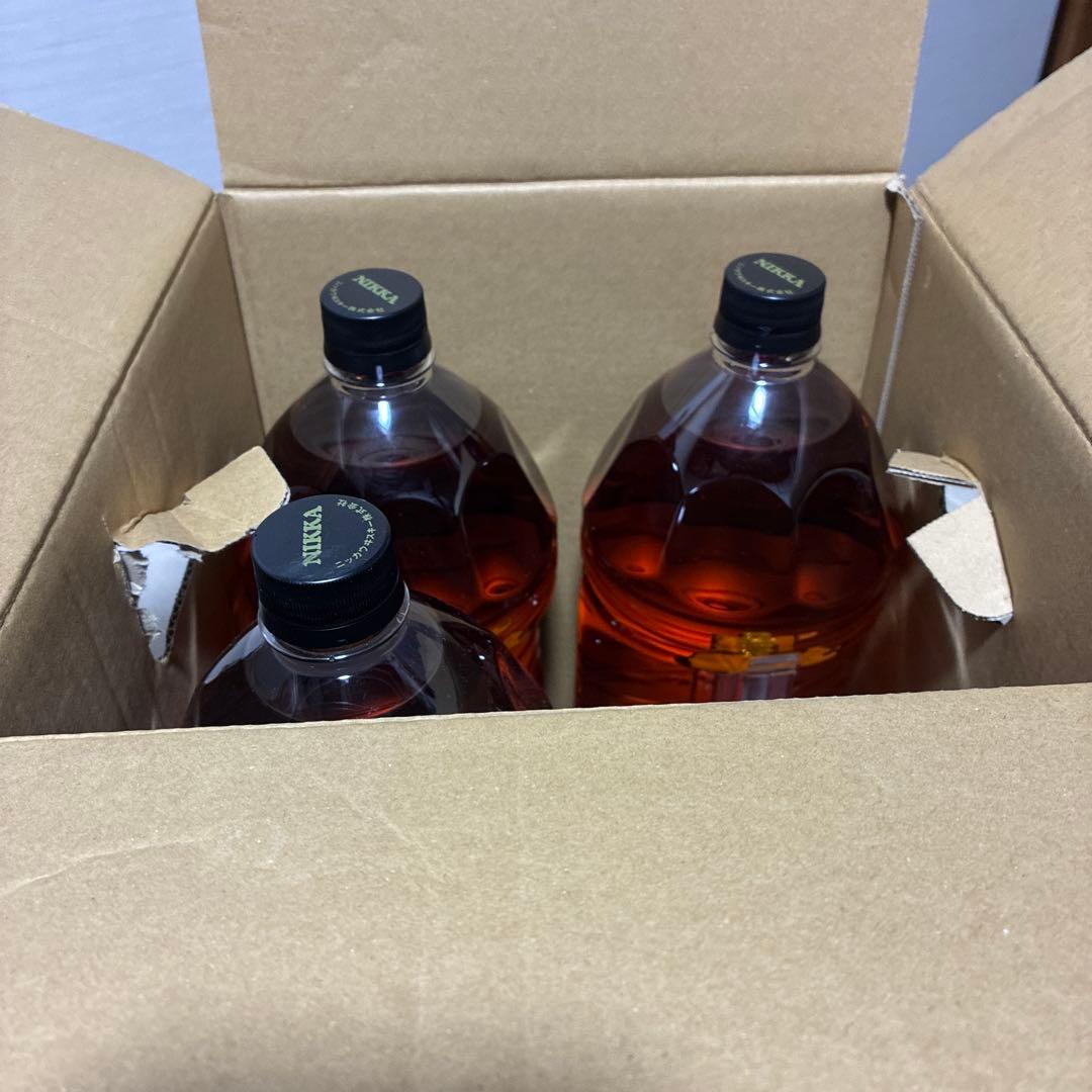 ブラックニッカ　クリア　未開封　4L ウイスキー　3本