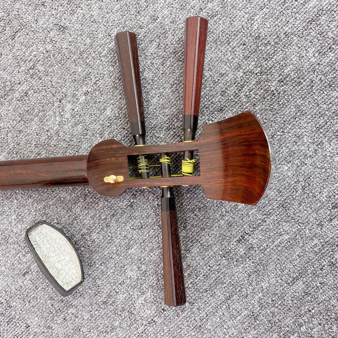 中棹 三味線 虎トチ紅木 子持ち綾杉胴 二本溝 金細 K9 紅木糸巻き 和楽器