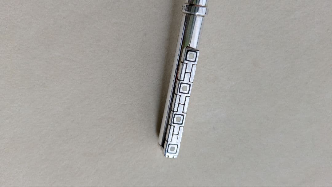 銀製ボールペン