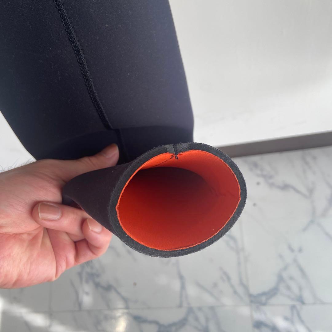 HOLLY ウエットスーツ