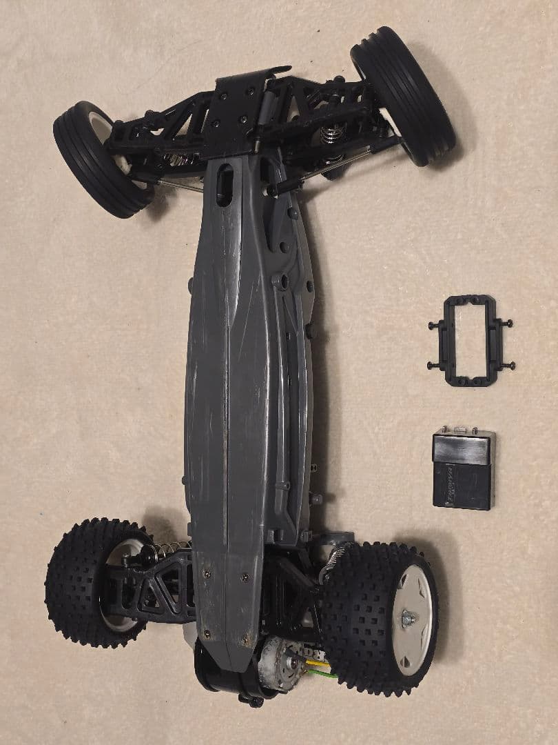 Tamiya Fighter Buggy 2WD ホワイト/ブルー