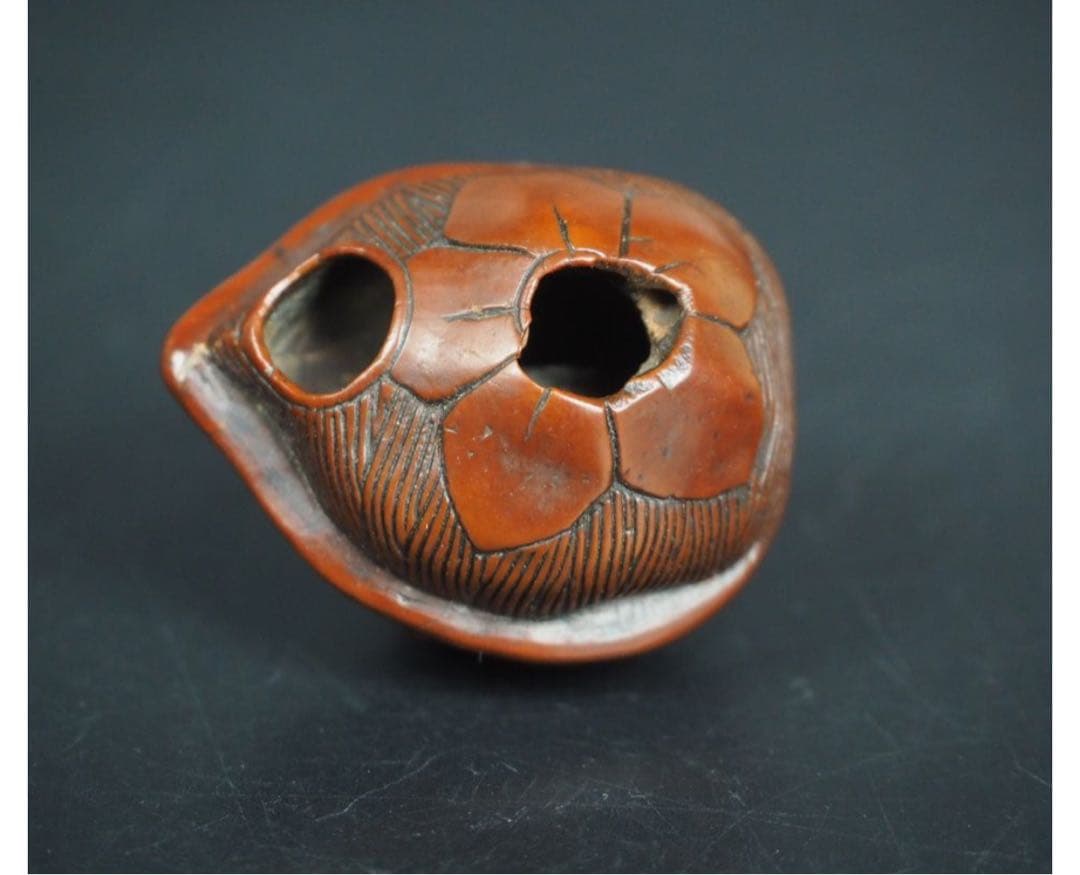 送料無料　江戸時代　胡桃彫 根付　高3.3ｃｍ　重5ｇ