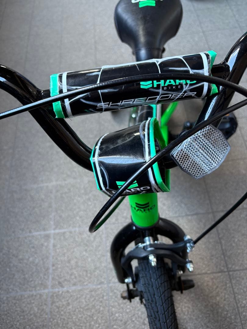 【12インチBMX】HAROBIKES SHREDDER キッズ自転車 補助輪付