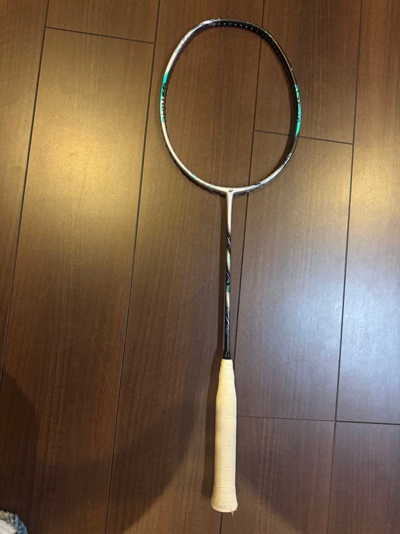 ASTROX 88Sプロバドミントンラケットジャンク品