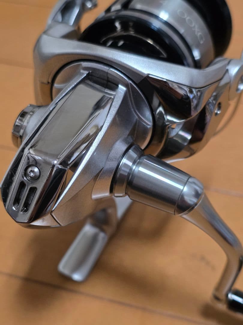 シマノ　19ストラディック4000XG　4000MHGスプール付　ゴメクサスノブ