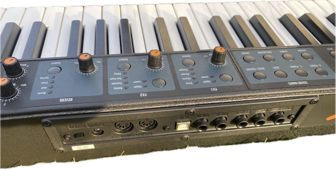 studiologic numa compact 2xキーボード