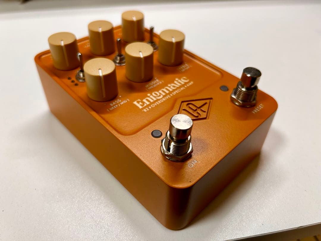 ギター Universal Audio UAFX Enigmatic '82