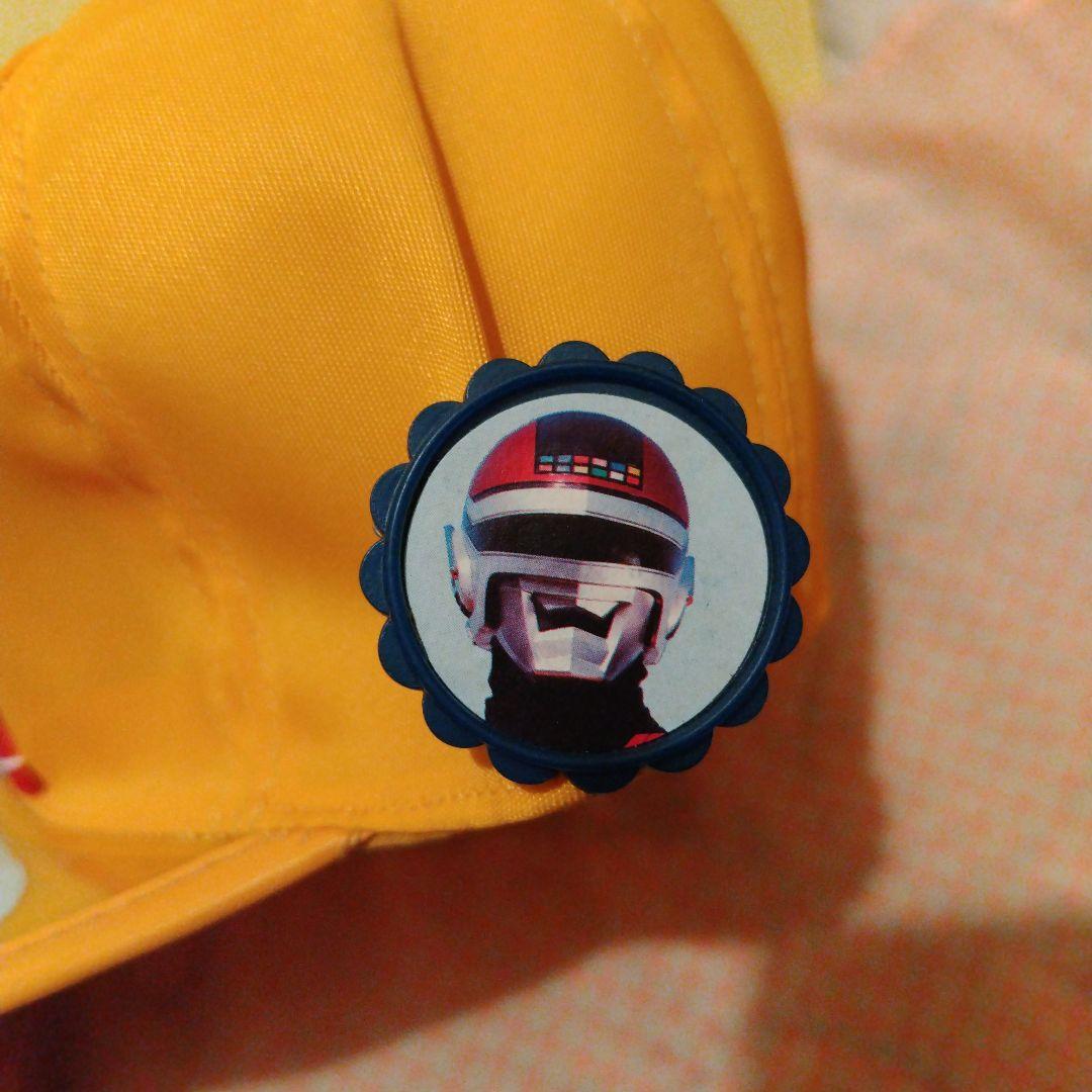 宇宙刑事シャリバン デッドストック　帽子　黄色　ピンバッジ　色メガネ付き　新品