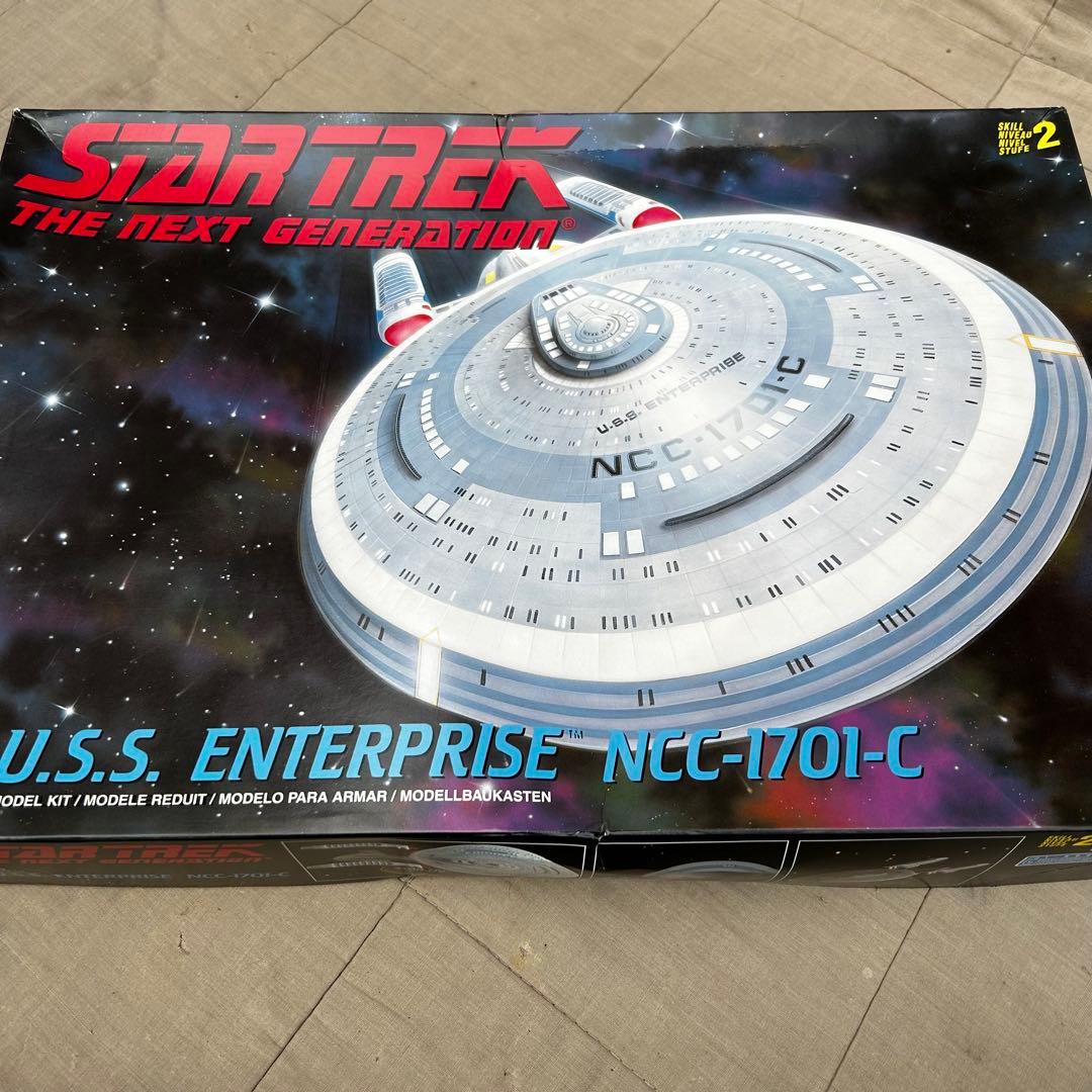AMT U.S.S. エンタープライズ NCC-1701-C 1/1400キット
