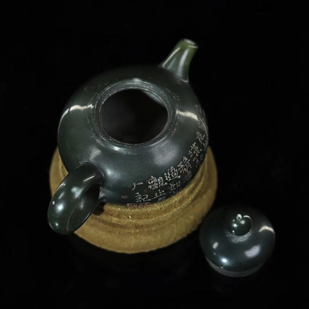 中国古美術・旧蔵寿山石【宝壺】飾り・己丑年福厂作・木箱付き・手彫り・文房置物