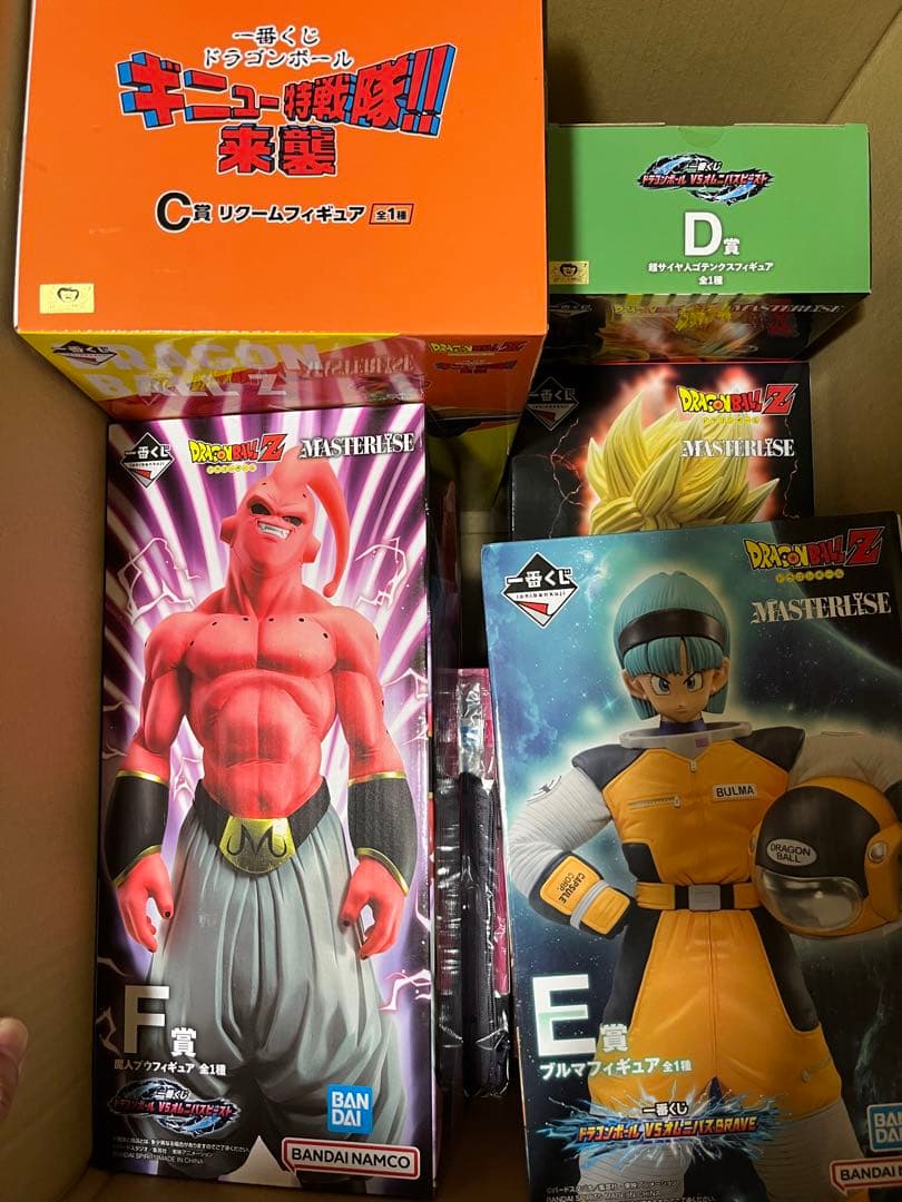 ドラゴンボールフィギュアセット新品未使用品　悟空、ブルマ、ブルマ、リクーム他