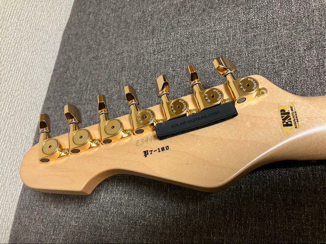 ピンクグリッターエレキギター