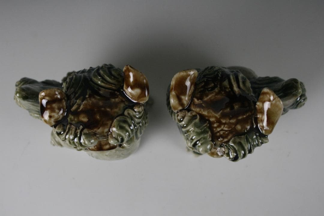 人間国宝金城次郎一門　金城敏徳 作　青磁色付立シーサー（中）1対