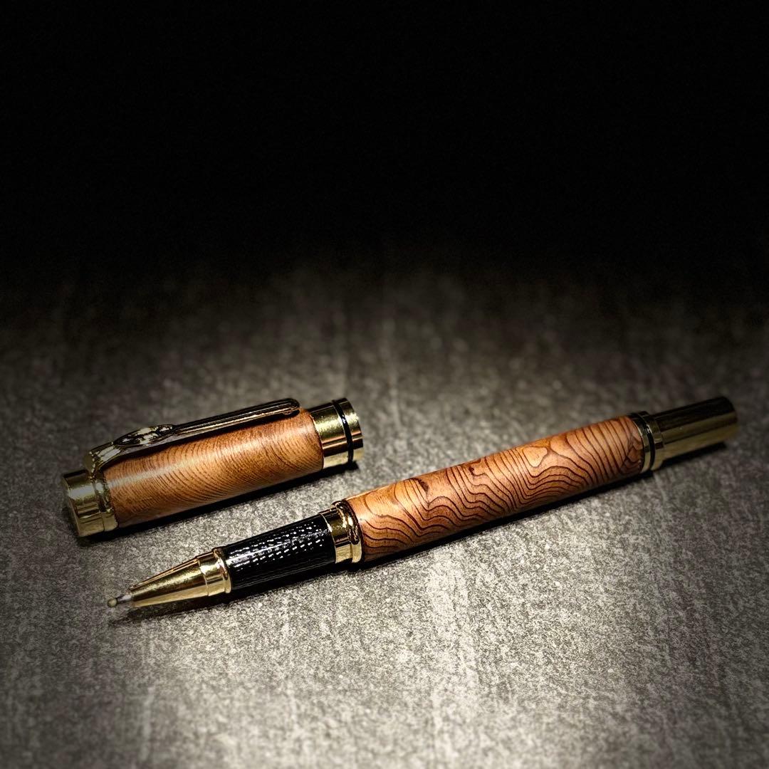 屋久杉（瘤.コブ）超貴重ボールペン。