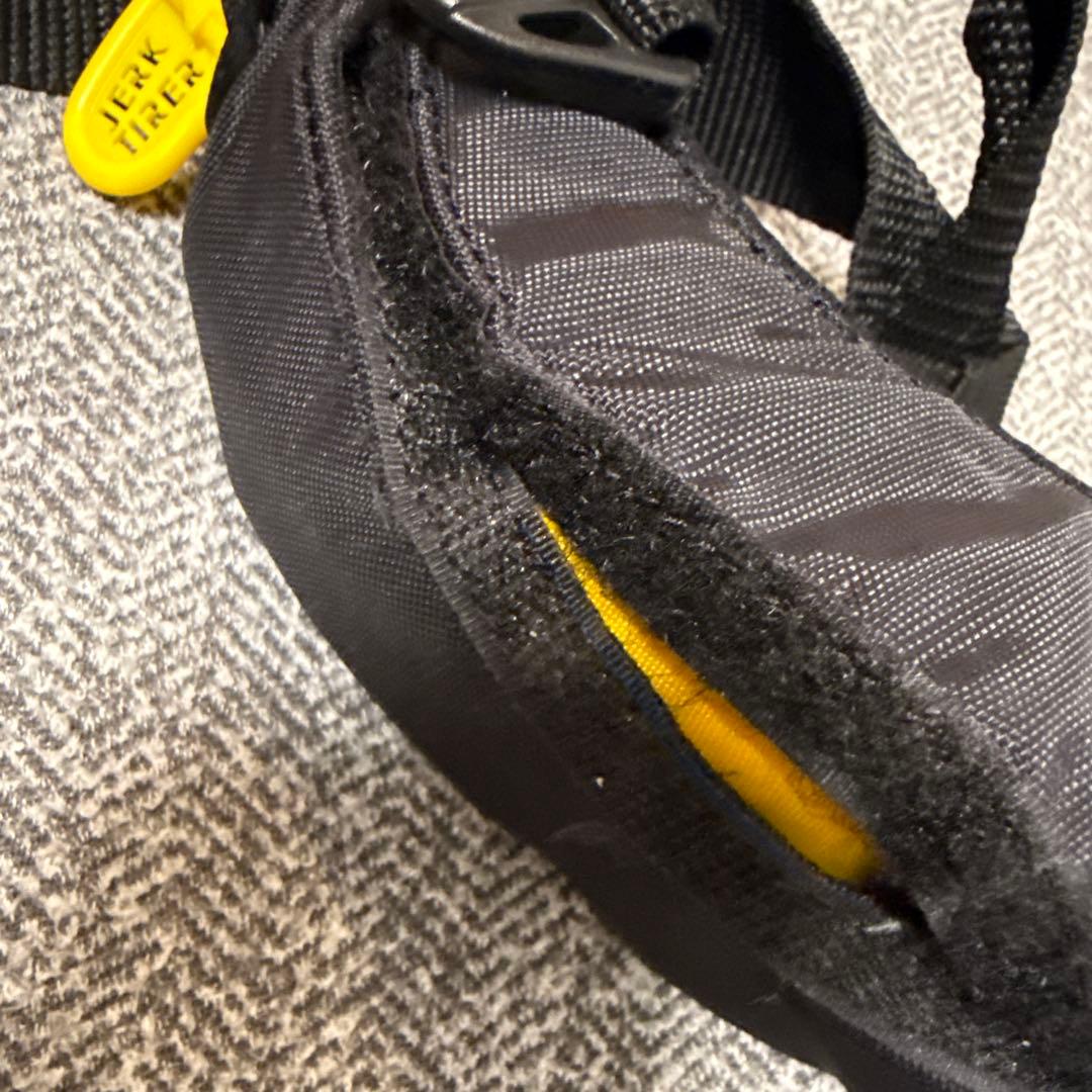 DAIWA TYPE-A ライフジャケット ブラック ややマジックテープ剥がれ