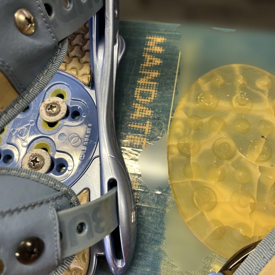 SALOMON スノーボード　BURTON ビンディング　レディース　145㌢