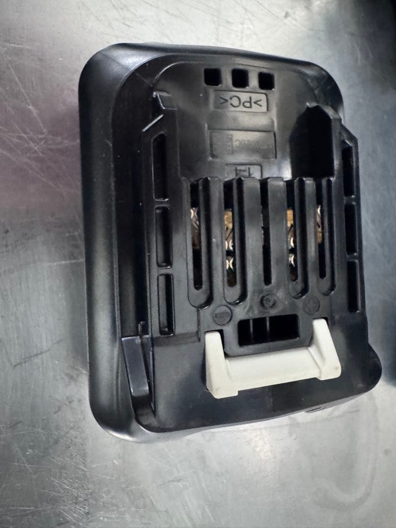 マキタ空気入れMP100D