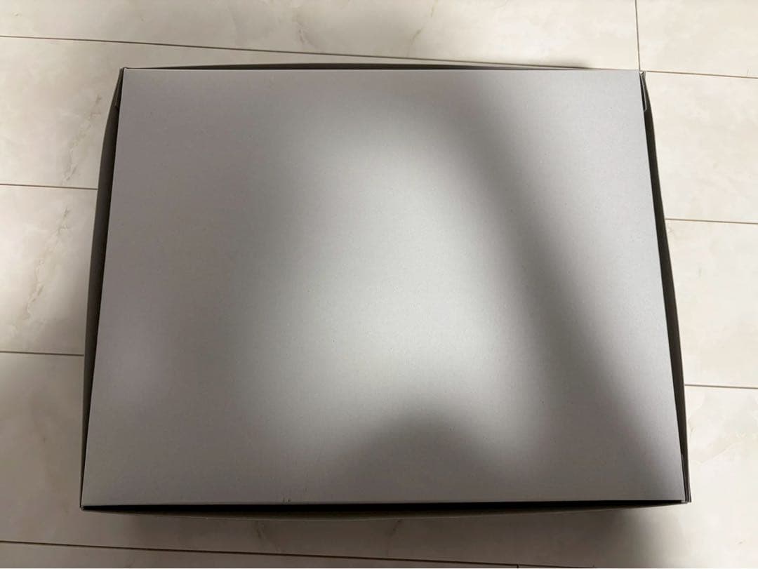 RG RX-93 ν ガンダム (FIRST LOT COLOR Ver.)