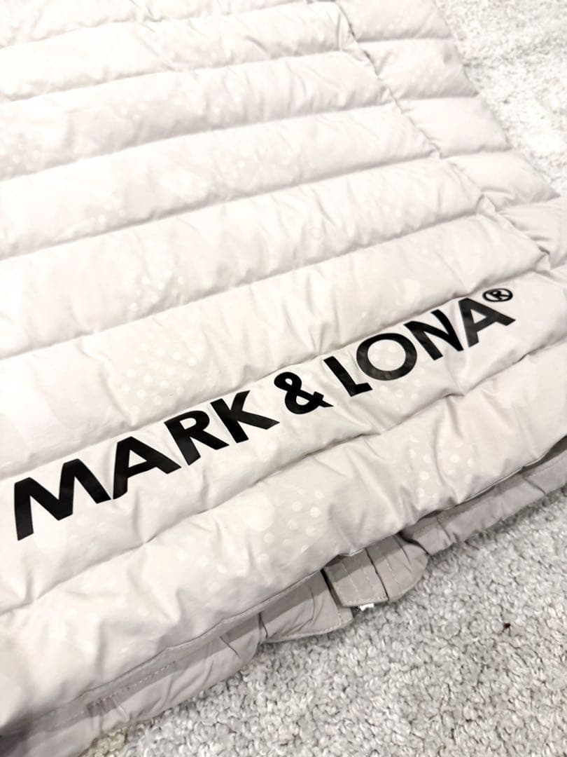 MARK&LONA ダウンベスト