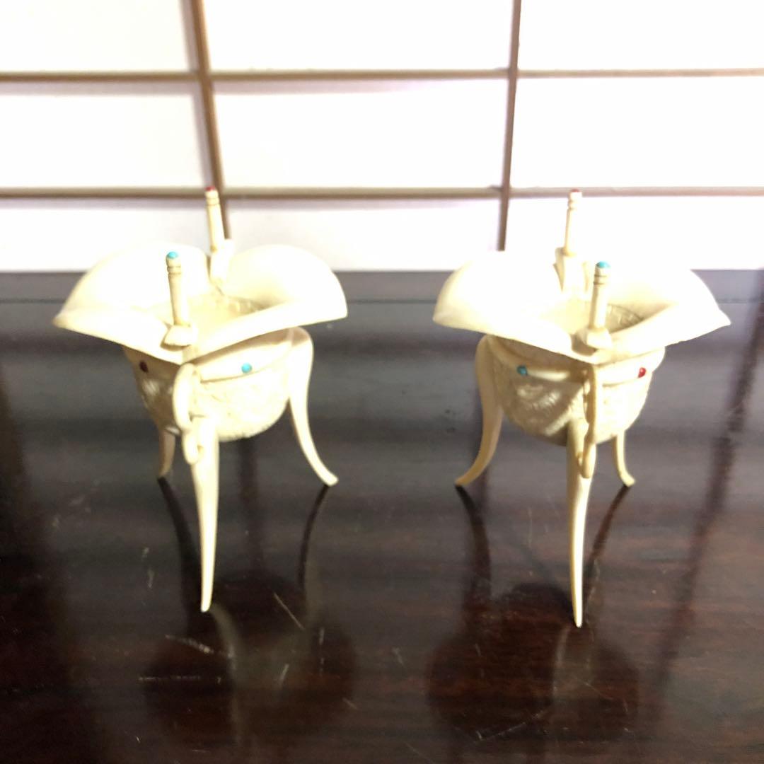 蔵の中にあった牙彫爵形置物一対桐箱付き