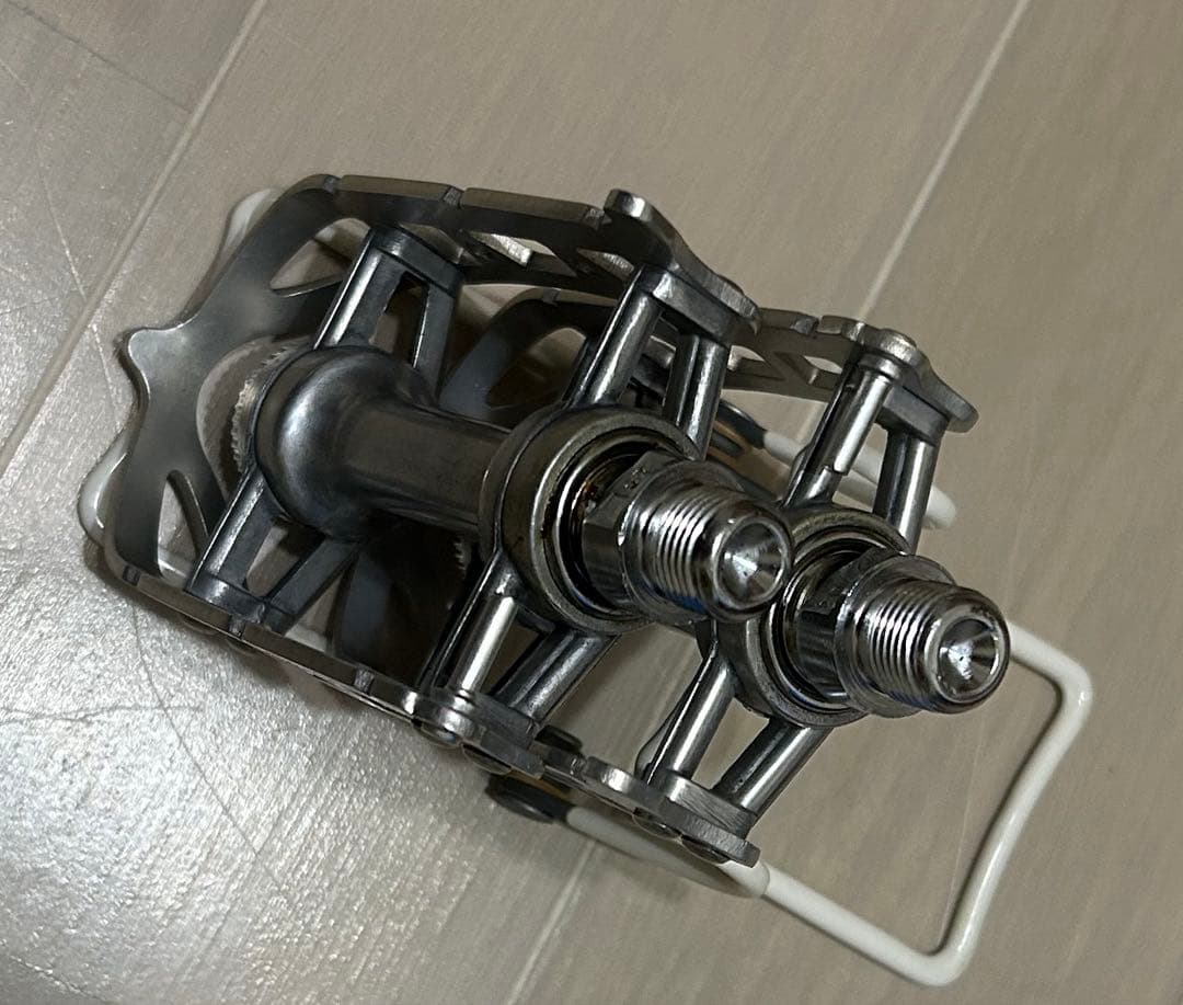 MIKASHIMA UNIQUE ROAD PEDAL 三ヶ島　ユニークロード